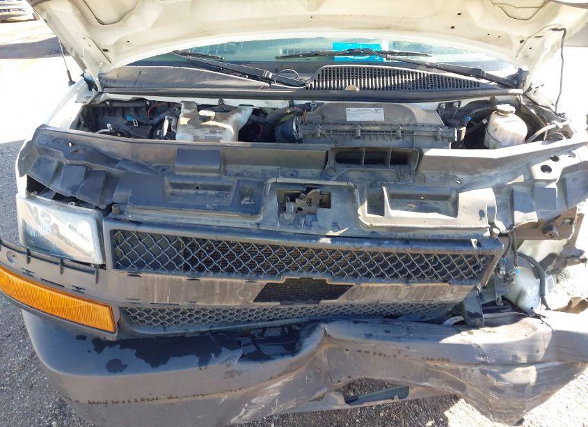 Photo 10 of 2019 Chevrolet Express 2500 WORK VAN (VIN 1GCWGAFP7K1174919)