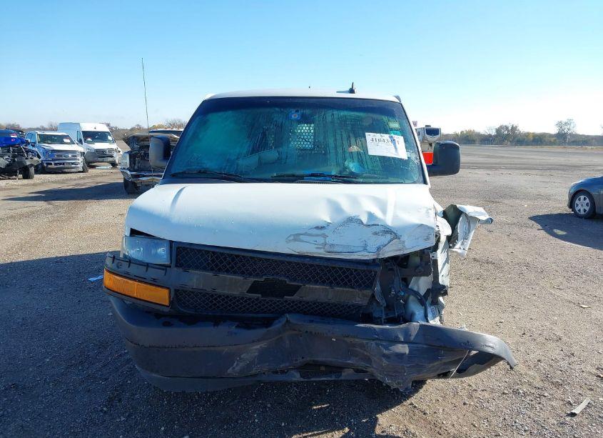 Photo 12 of 2019 Chevrolet Express 2500 WORK VAN (VIN 1GCWGAFP7K1174919)