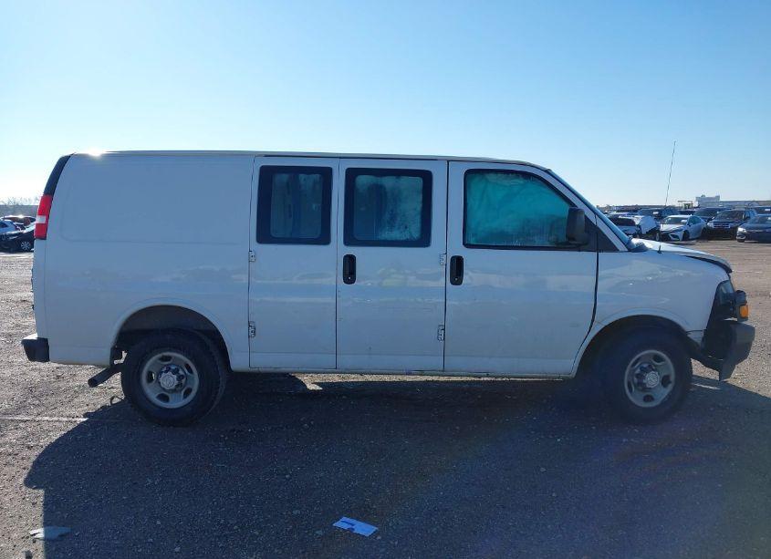 Photo 13 of 2019 Chevrolet Express 2500 WORK VAN (VIN 1GCWGAFP7K1174919)