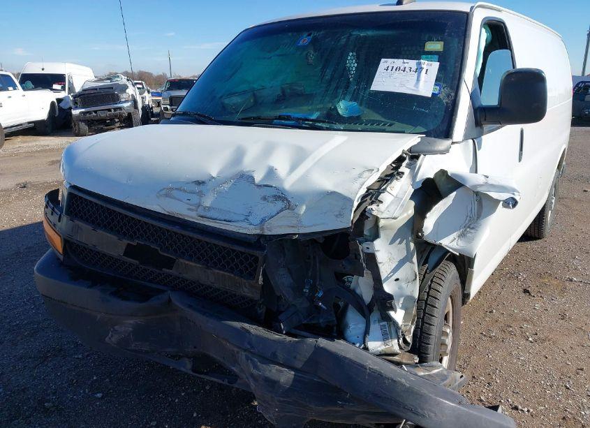 Photo 6 of 2019 Chevrolet Express 2500 WORK VAN (VIN 1GCWGAFP7K1174919)