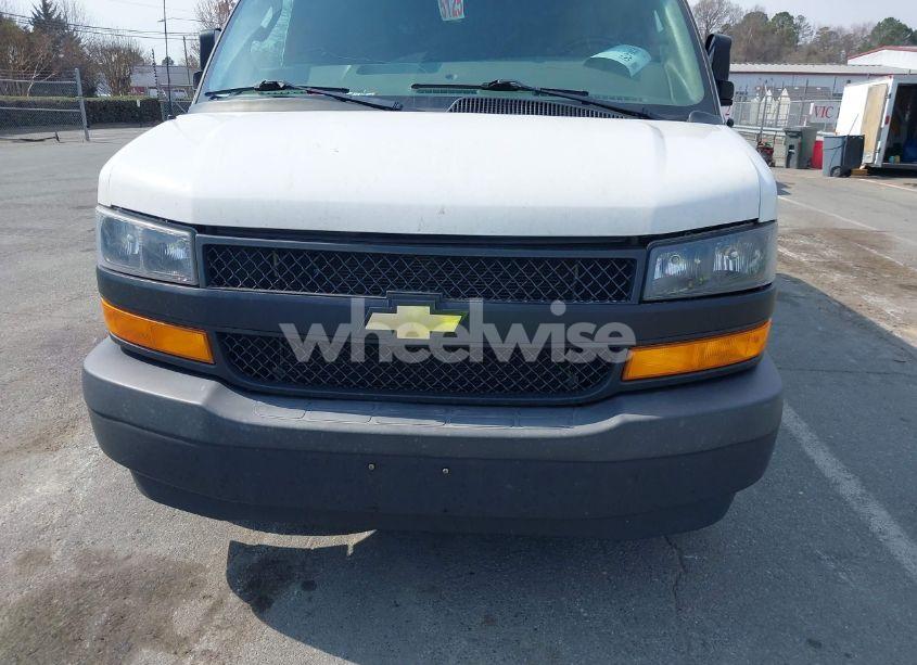 Photo 6 of 2019 Chevrolet Express 2500 WORK VAN (VIN 1GCWGAFP7K1340629)