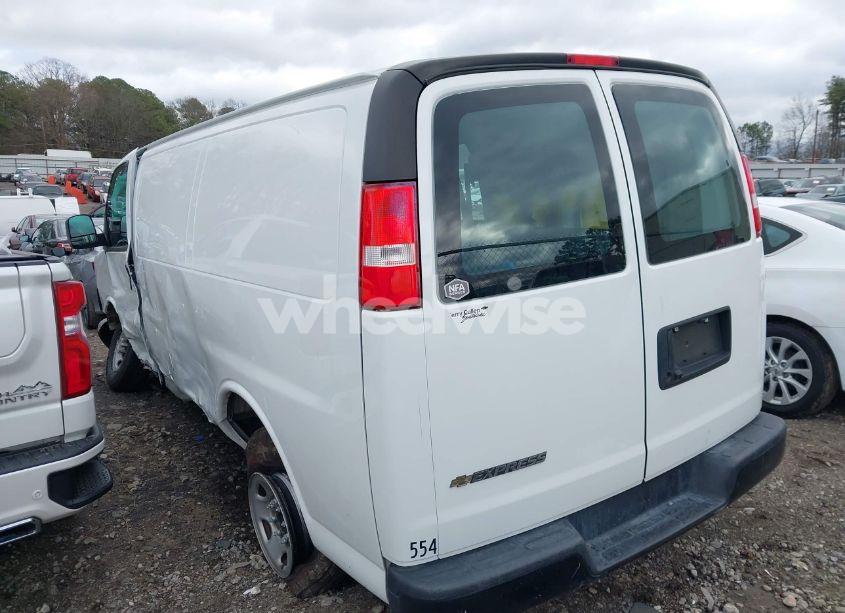 Photo 3 of 2023 Chevrolet Express CARGO RWD 2500 REGULAR WHEELBASE WT (VIN 1GCWGAFP7P1118809)