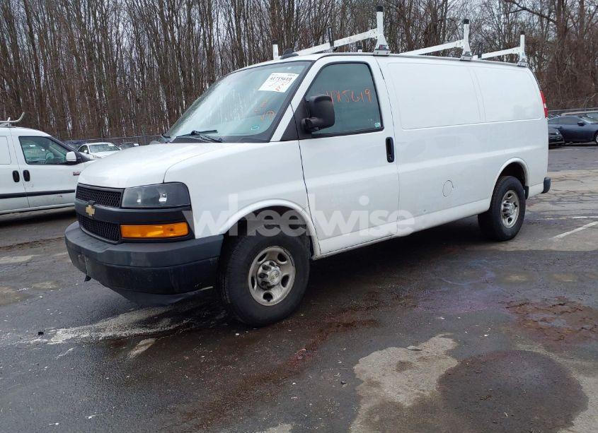 Photo 2 of 2020 Chevrolet Express CARGO RWD 2500 REGULAR WHEELBASE WT (VIN 1GCWGAFP8L1230237)