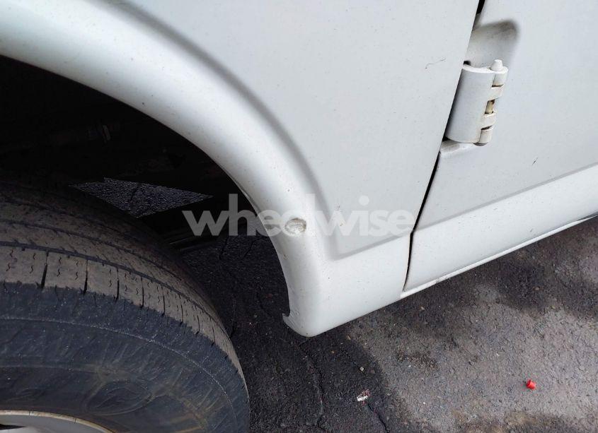 Photo 6 of 2020 Chevrolet Express CARGO RWD 2500 REGULAR WHEELBASE WT (VIN 1GCWGAFP8L1230237)