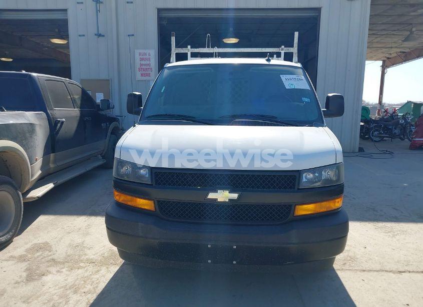Photo 12 of 2018 Chevrolet Express 2500 WORK VAN (VIN 1GCWGAFP9J1338718)