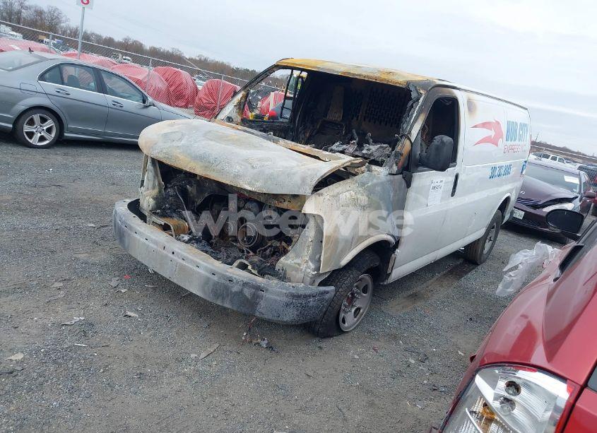 Photo 2 of 2019 Chevrolet Express 2500 WORK VAN (VIN 1GCWGAFP9K1200503)