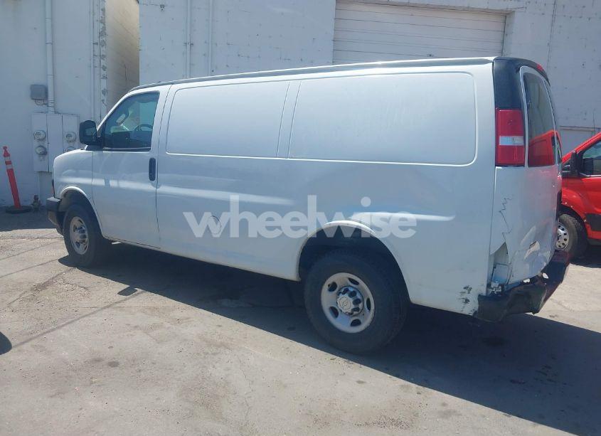 Photo 3 of 2019 Chevrolet Express 2500 WORK VAN (VIN 1GCWGAFP9K1370862)
