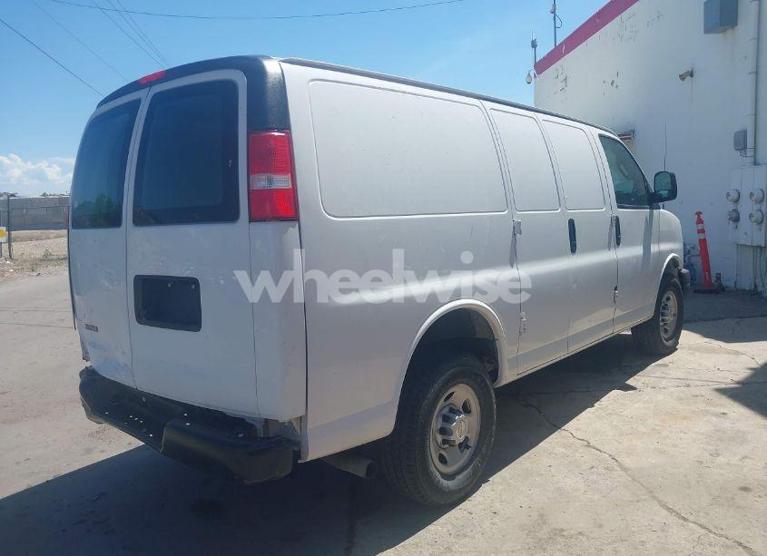 Photo 4 of 2019 Chevrolet Express 2500 WORK VAN (VIN 1GCWGAFP9K1370862)