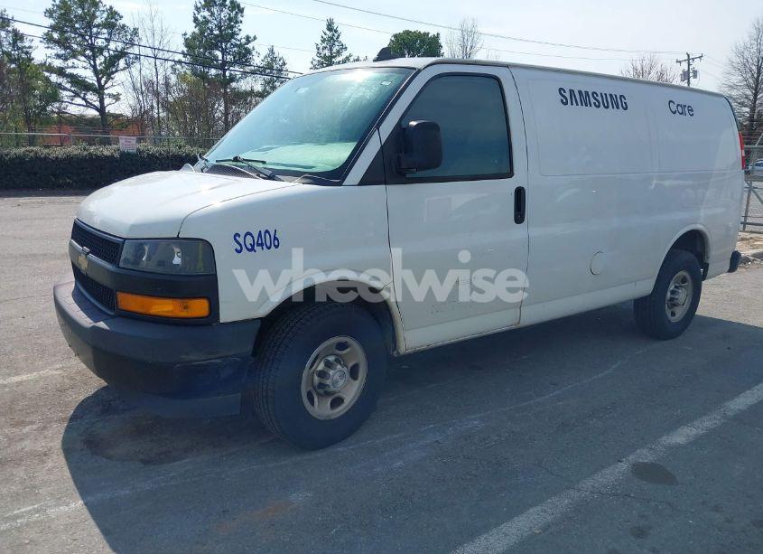 Photo 2 of 2019 Chevrolet Express 2500 WORK VAN (VIN 1GCWGAFPXK1333447)