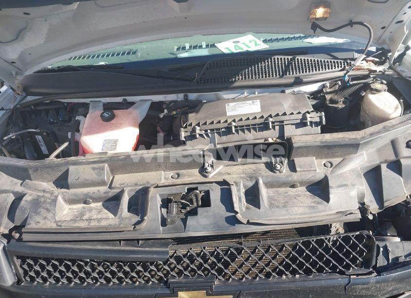 Photo 10 of 2020 Chevrolet Express CARGO RWD 2500 REGULAR WHEELBASE WT (VIN 1GCWGAFPXL1145075)