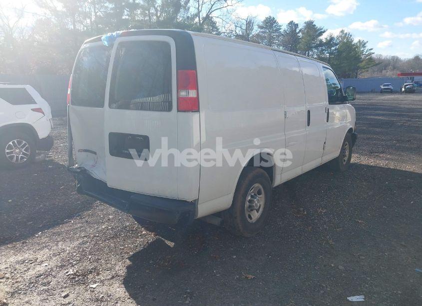 Photo 4 of 2020 Chevrolet Express CARGO RWD 2500 REGULAR WHEELBASE WT (VIN 1GCWGAFPXL1145075)