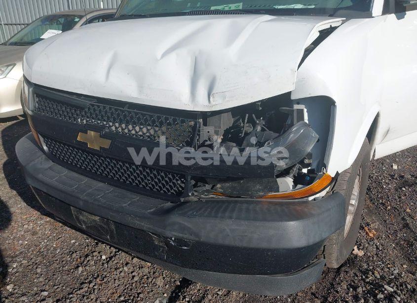 Photo 6 of 2020 Chevrolet Express CARGO RWD 2500 REGULAR WHEELBASE WT (VIN 1GCWGAFPXL1145075)