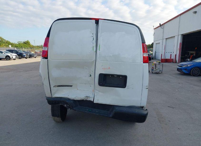Photo 16 of 2020 Chevrolet Express CARGO RWD 2500 REGULAR WHEELBASE WT (VIN 1GCWGAFPXL1218722)