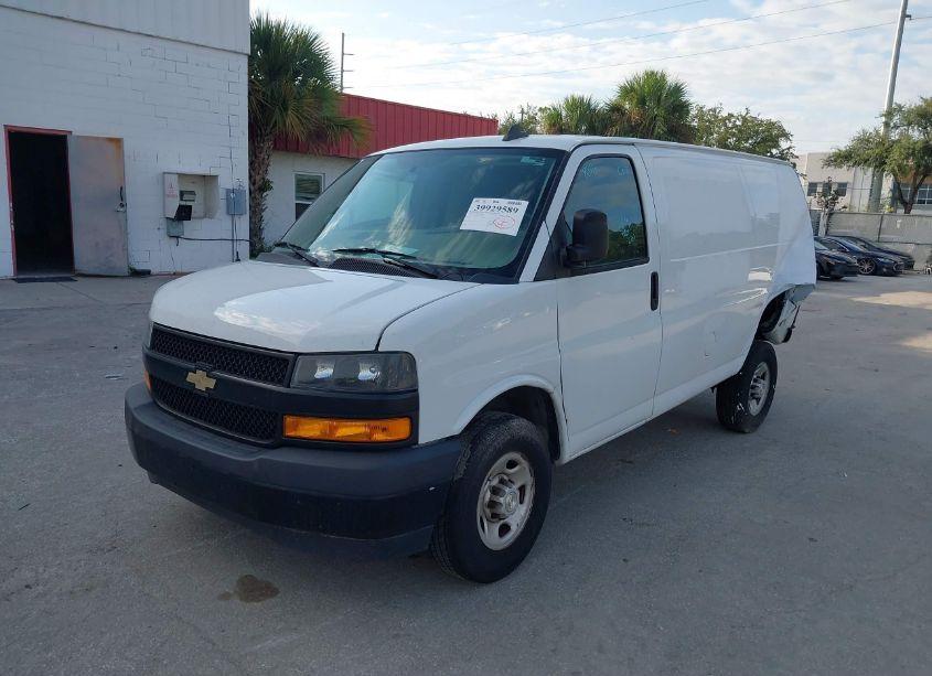 Photo 2 of 2020 Chevrolet Express CARGO RWD 2500 REGULAR WHEELBASE WT (VIN 1GCWGAFPXL1218722)