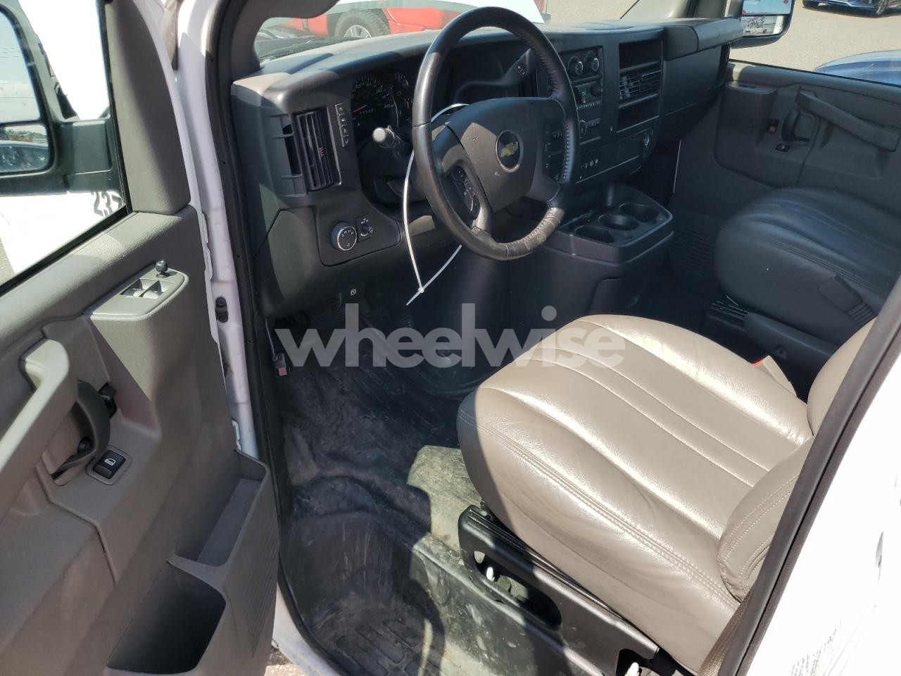 Photo 8 of 2023 CHEVROLET EXPRESS G2500 (VIN 1GCWGAFPXP1164280)