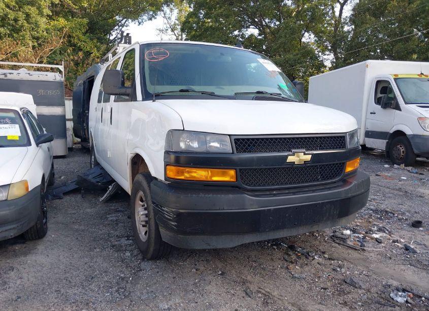 2023 Chevrolet Express CARGO RWD 2500 REGULAR WHEELBASE WT (VIN 1GCWGAFPXP1217799) main photo