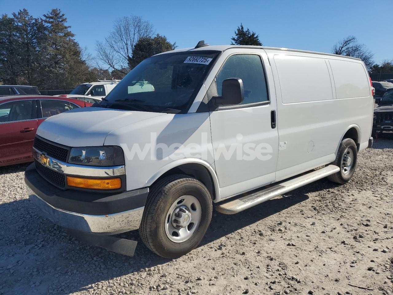 2024 CHEVROLET EXPRESS G2500 DELIVERY VAN (VIN 1GCWGAFPXR1255536) main photo