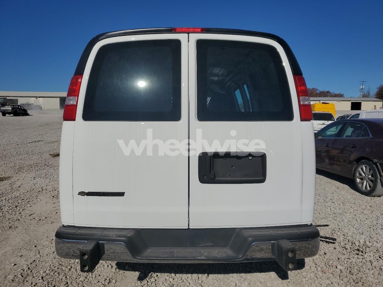Photo 6 of 2024 CHEVROLET EXPRESS G2500 DELIVERY VAN (VIN 1GCWGAFPXR1255536)