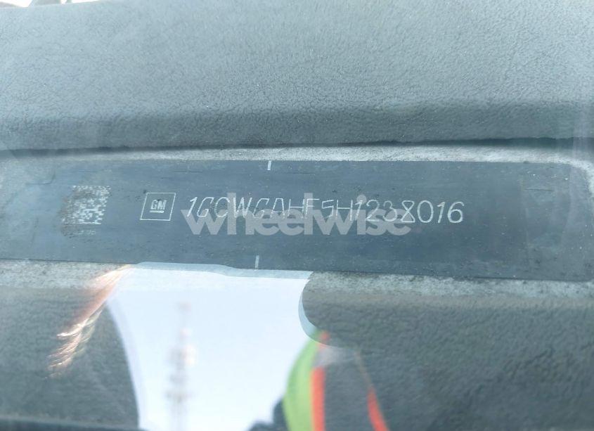 Photo 9 of 2017 Chevrolet Express 2500 WORK VAN (VIN 1GCWGAHF5H1238016)