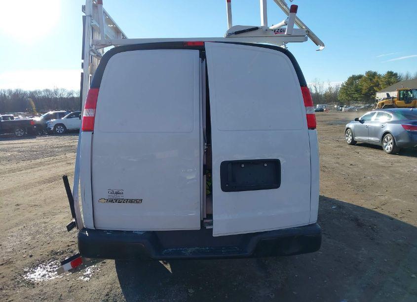 Photo 16 of 2022 Chevrolet Express CARGO RWD 2500 EXTENDED WHEELBASE WT (VIN 1GCWGBF70N1179941)