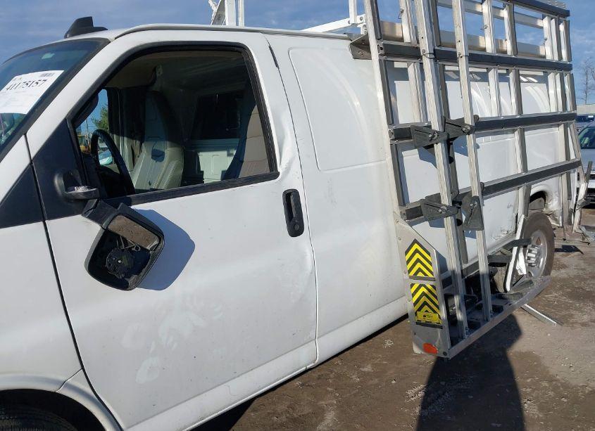 Photo 20 of 2022 Chevrolet Express CARGO RWD 2500 EXTENDED WHEELBASE WT (VIN 1GCWGBF70N1179941)