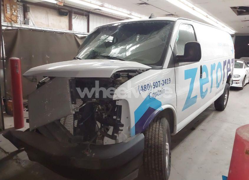 Photo 2 of 2021 Chevrolet Express CARGO (VIN 1GCWGBF77M1144909)