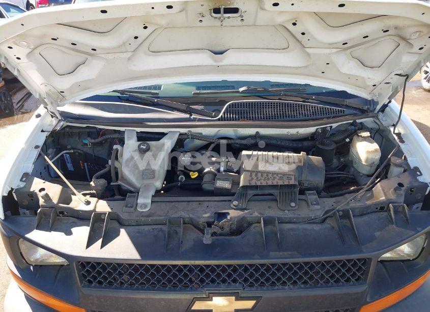 Photo 10 of 2017 Chevrolet Express 2500 WORK VAN (VIN 1GCWGBFF1H1102247)