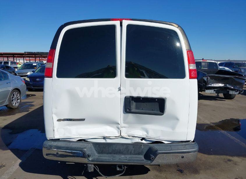 Photo 6 of 2017 Chevrolet Express 2500 WORK VAN (VIN 1GCWGBFF1H1102247)