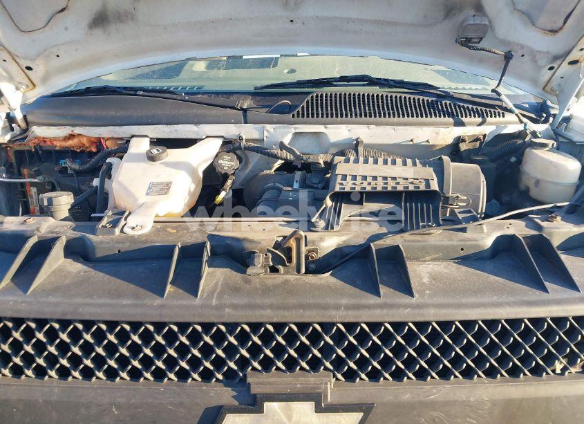 Photo 10 of 2017 Chevrolet Express 2500 WORK VAN (VIN 1GCWGBFF2H1122605)