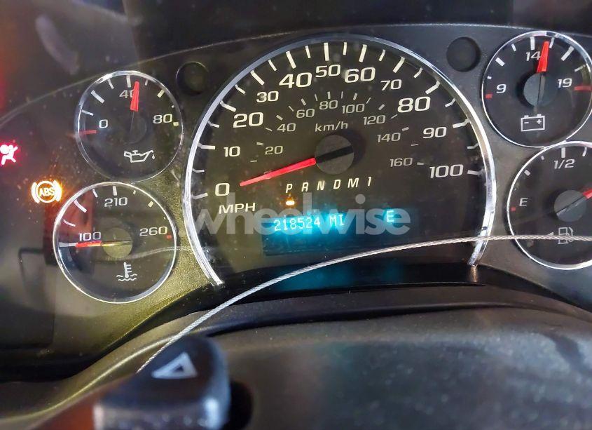 Photo 7 of 2017 Chevrolet Express 2500 WORK VAN (VIN 1GCWGBFF2H1122605)