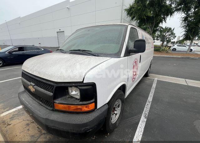 2016 Chevrolet Express 2500 (VIN 1GCWGBFF4G1186188) main photo