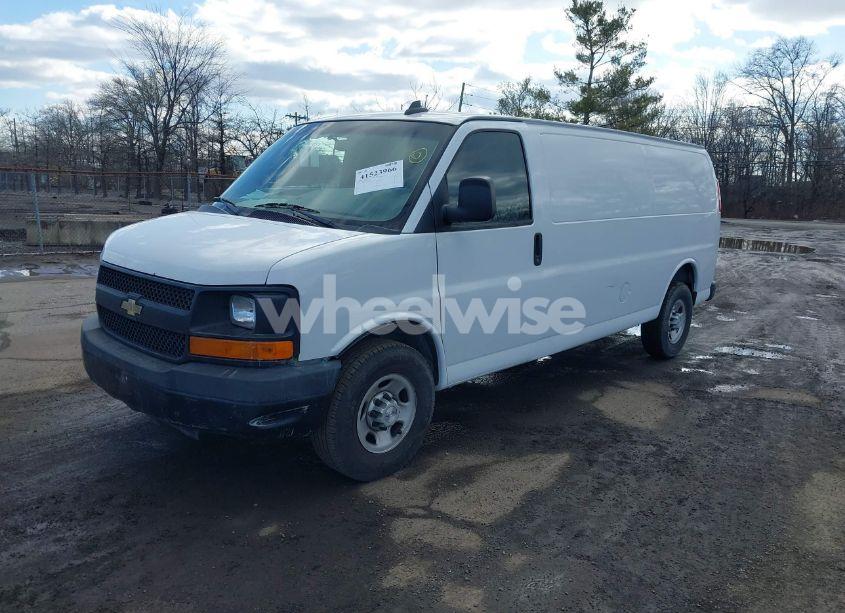Photo 2 of 2016 Chevrolet Express 2500 WORK VAN (VIN 1GCWGBFF6G1154276)