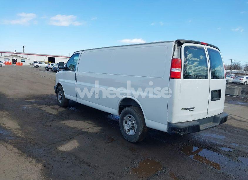 Photo 3 of 2016 Chevrolet Express 2500 WORK VAN (VIN 1GCWGBFF6G1154276)