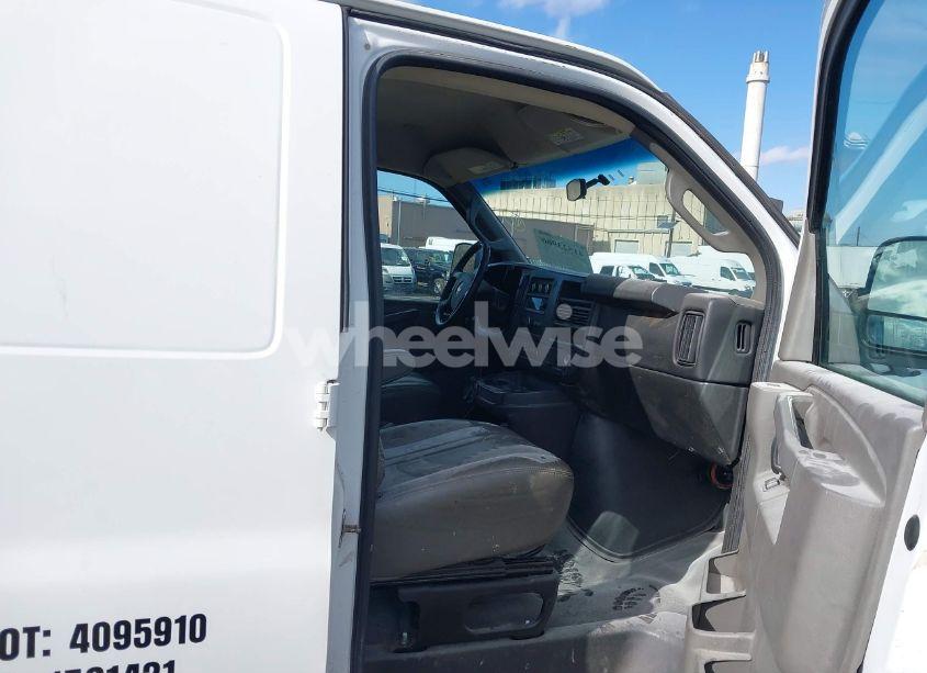 Photo 5 of 2016 Chevrolet Express 2500 WORK VAN (VIN 1GCWGBFF6G1154276)