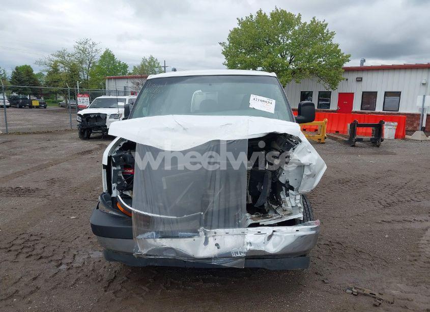 Photo 12 of 2017 Chevrolet Express 2500 WORK VAN (VIN 1GCWGBFG0H1128072)