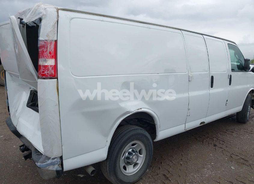 Photo 18 of 2017 Chevrolet Express 2500 WORK VAN (VIN 1GCWGBFG0H1128072)