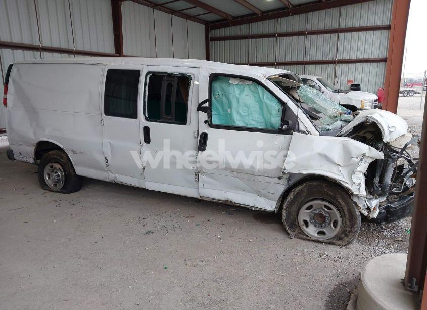 2019 Chevrolet Express 2500 WORK VAN (VIN 1GCWGBFG0K1248106) main photo