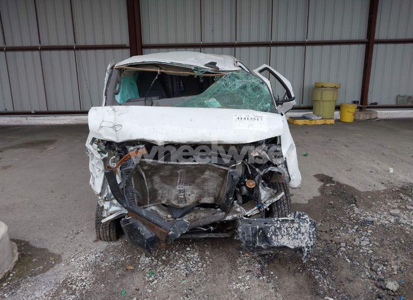 Photo 12 of 2019 Chevrolet Express 2500 WORK VAN (VIN 1GCWGBFG0K1248106)