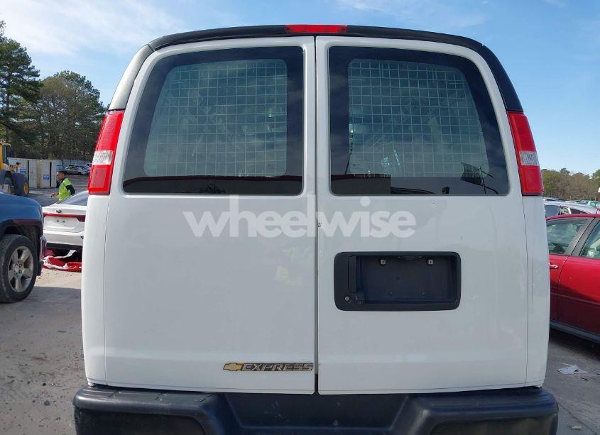 Photo 16 of 2020 Chevrolet Express CARGO RWD 2500 EXTENDED WHEELBASE WT (VIN 1GCWGBFG2L1153290)