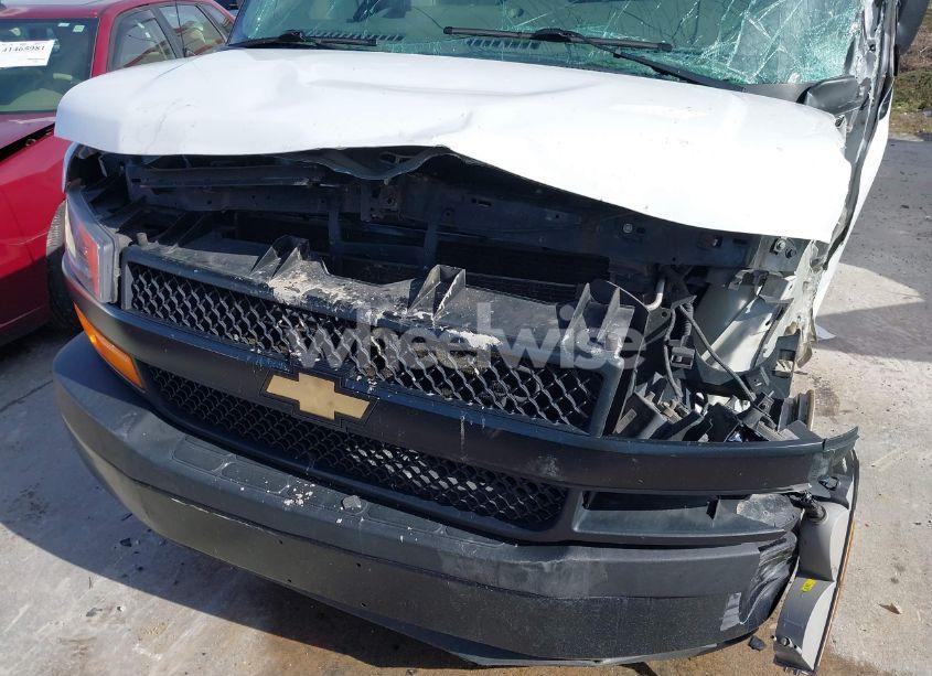 Photo 6 of 2020 Chevrolet Express CARGO RWD 2500 EXTENDED WHEELBASE WT (VIN 1GCWGBFG2L1153290)