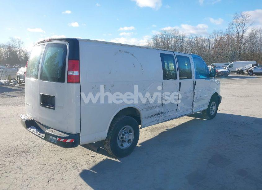 Photo 4 of 2020 Chevrolet Express CARGO RWD 2500 EXTENDED WHEELBASE WT (VIN 1GCWGBFG4L1155123)