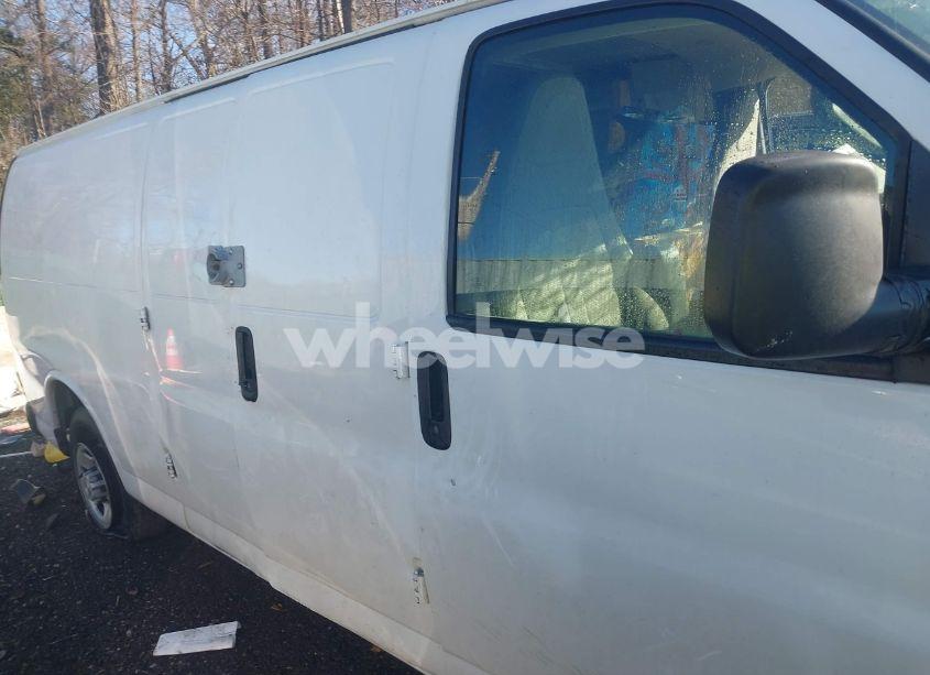 Photo 14 of 2019 Chevrolet Express 2500 WORK VAN (VIN 1GCWGBFG8K1317771)