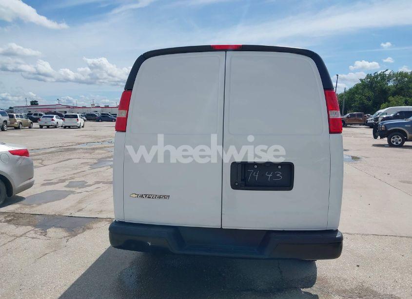 Photo 16 of 2023 Chevrolet Express CARGO RWD 2500 EXTENDED WHEELBASE WT (VIN 1GCWGBFP0P1117443)