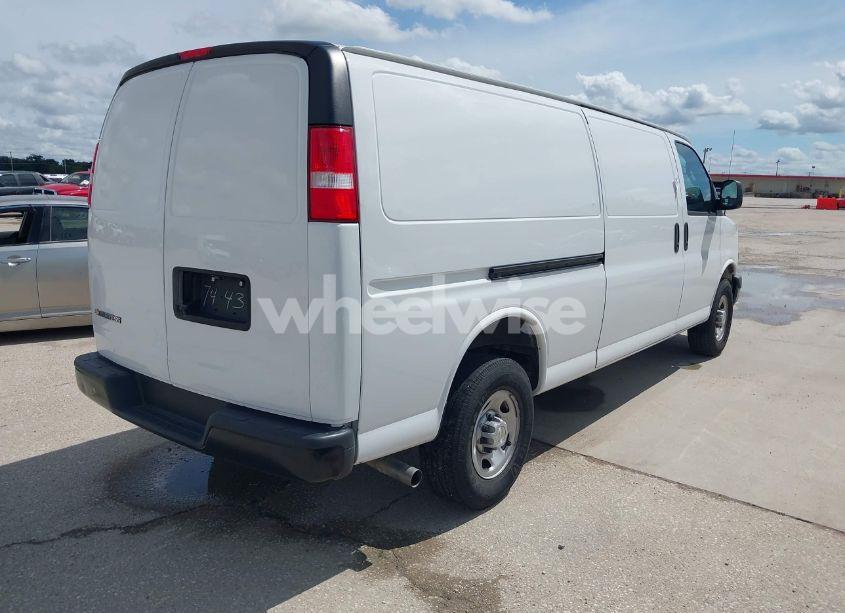 Photo 4 of 2023 Chevrolet Express CARGO RWD 2500 EXTENDED WHEELBASE WT (VIN 1GCWGBFP0P1117443)