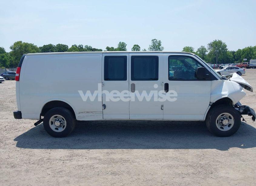 Photo 13 of 2019 Chevrolet Express 2500 WORK VAN (VIN 1GCWGBFP1K1355374)