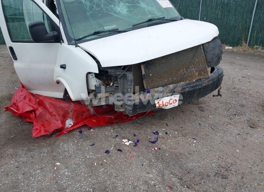 Photo 6 of 2020 Chevrolet Express CARGO RWD 2500 EXTENDED WHEELBASE WT (VIN 1GCWGBFP1L1125593)