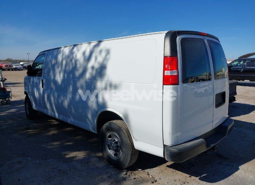 Photo 3 of 2023 Chevrolet Express CARGO RWD 2500 EXTENDED WHEELBASE WT (VIN 1GCWGBFP1P1119444)
