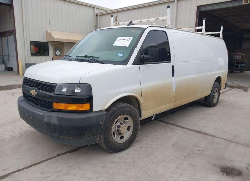 Photo 2 of 2018 Chevrolet Express 2500 WORK VAN (VIN 1GCWGBFP2J1237526)