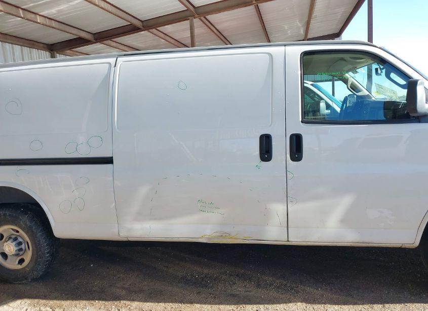 Photo 13 of 2023 Chevrolet Express CARGO RWD 2500 EXTENDED WHEELBASE WT (VIN 1GCWGBFP2P1116357)