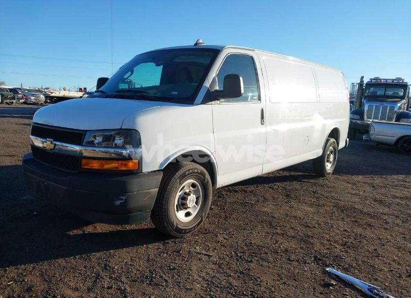Photo 2 of 2019 Chevrolet Express 2500 WORK VAN (VIN 1GCWGBFP3K1175622)